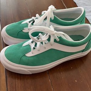Vans Old Skool Size 7.5 Women